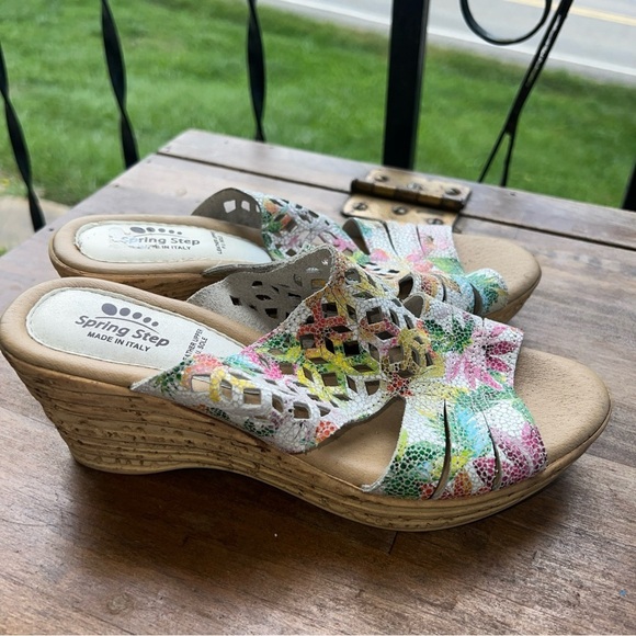 Spring Step Viniko Floral Cutout Wedge Slides Womens Sz 7M - Picture 6 of 11